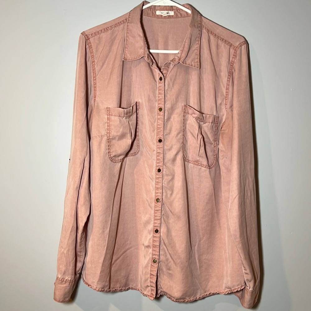 Maurices Pink Button Up Top Size XL